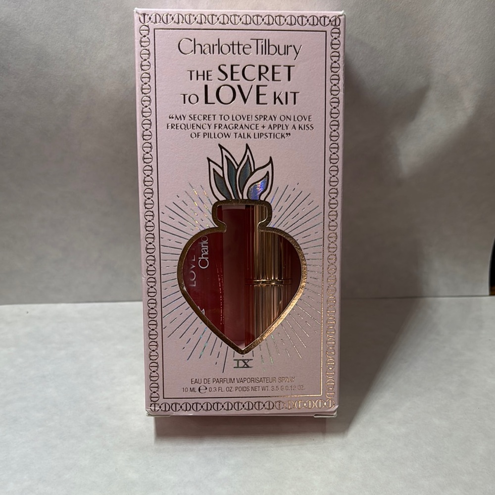 Charlotte Tilbury Love Kit in Pink and Gold💋